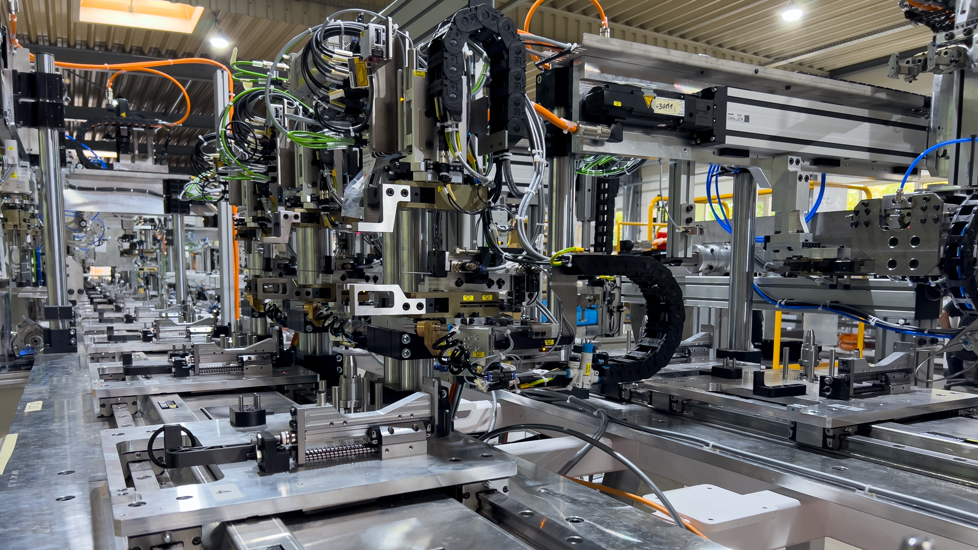 Mehr als nur Bewegung: Warum Lineartechnik im Maschinenbau essenziell ist