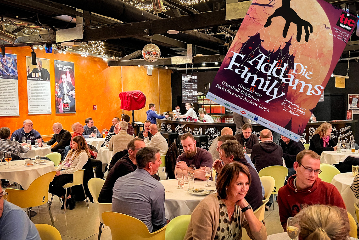 MKW Neujahrsempfang im TIC Theater mit Catering und der Addams Family